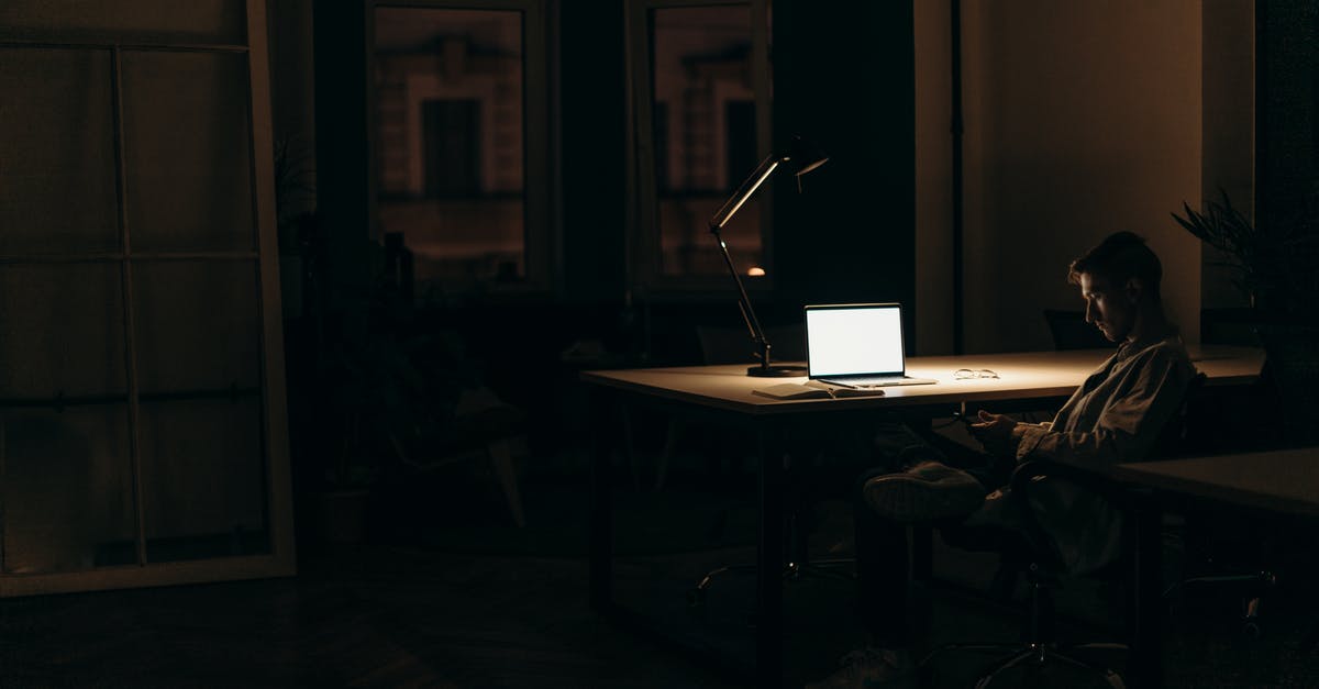 90 non-consecutive day - 180 stay in Ireland - Silver Macbook on Brown Wooden Table