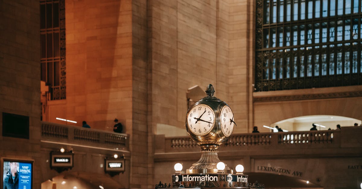 Aer Lingus Stopover with no time at destination - Classic watch on public transport station