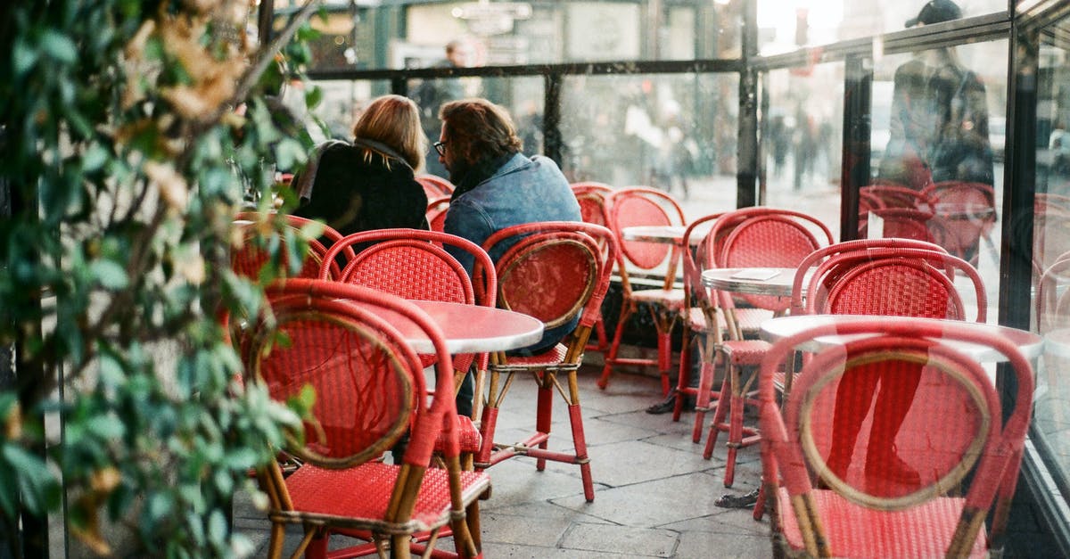 Are infants tolerated in restaurants in France and Italy? - Red 3-piece Dining Set