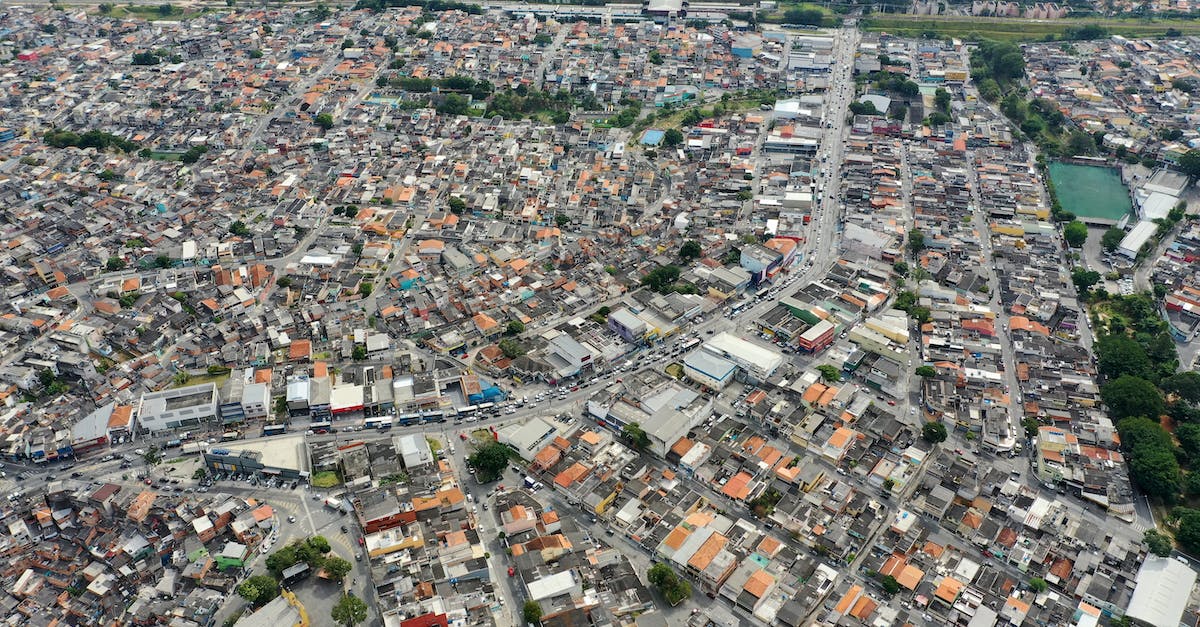 Are there air traffic routes that are turbulence-sensitive? - Streets of modern city in daylight