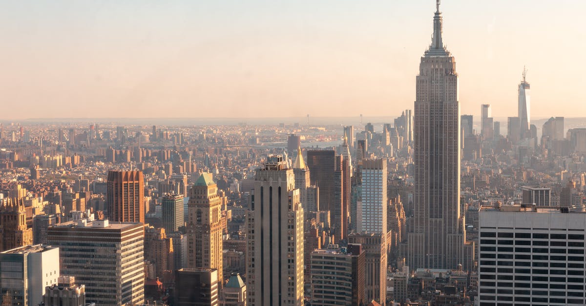 Are there any resorts in the NYC area? - Skyline Photo of Empire State Building in New York City