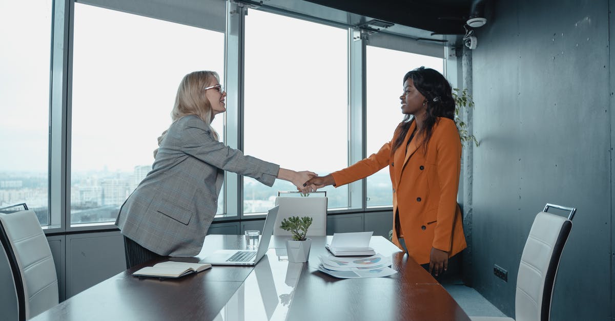 Are there any VIP Services at Nicaragua airport? - Women Shaking Hands