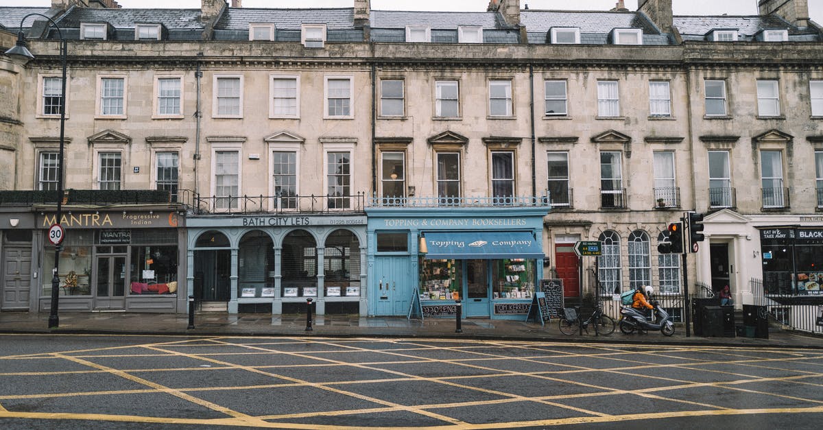 Are there Onsen towns with both skiing and geisha? - Free stock photo of bath, high street, street