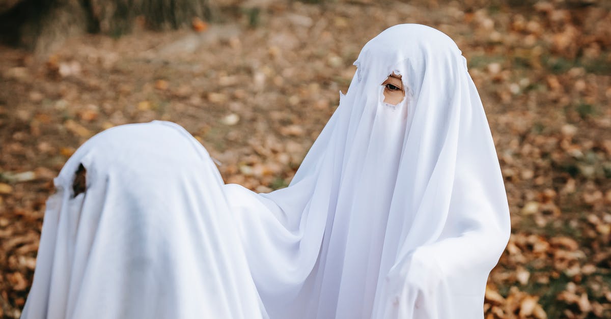 Are there tips and tricks to overcome a fear of flying? - Playful kids in ghosts costumes