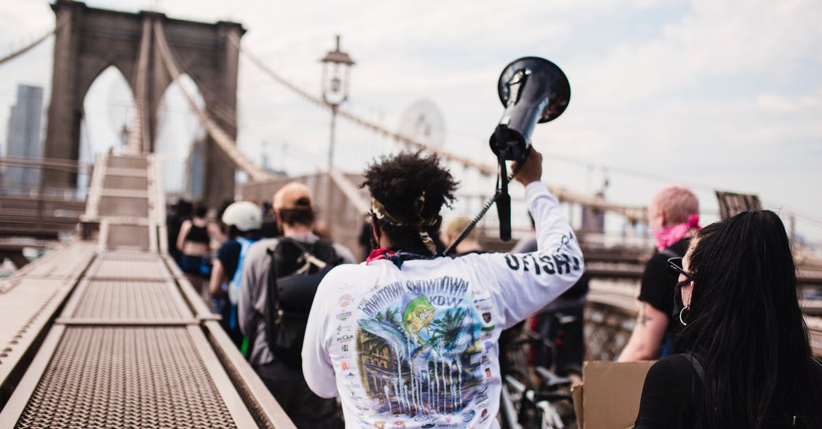 Australian living in Canada, USA Visa Waiver Program? - People Protesting at Brooklyn Bridge