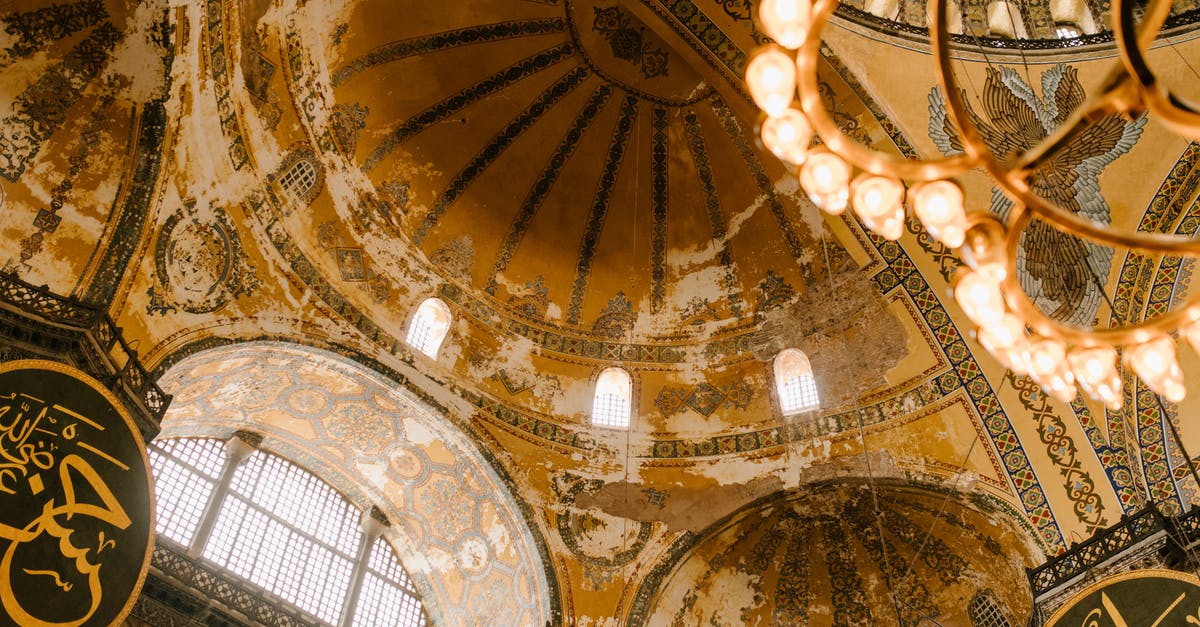 Bulgarian-Turkish border crossing from Sofia to Istanbul - Ornamental dome and chandelier in old mosque