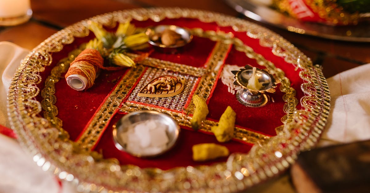 Bungee jumping and zorbing in India - Gold and Red Round Ornament