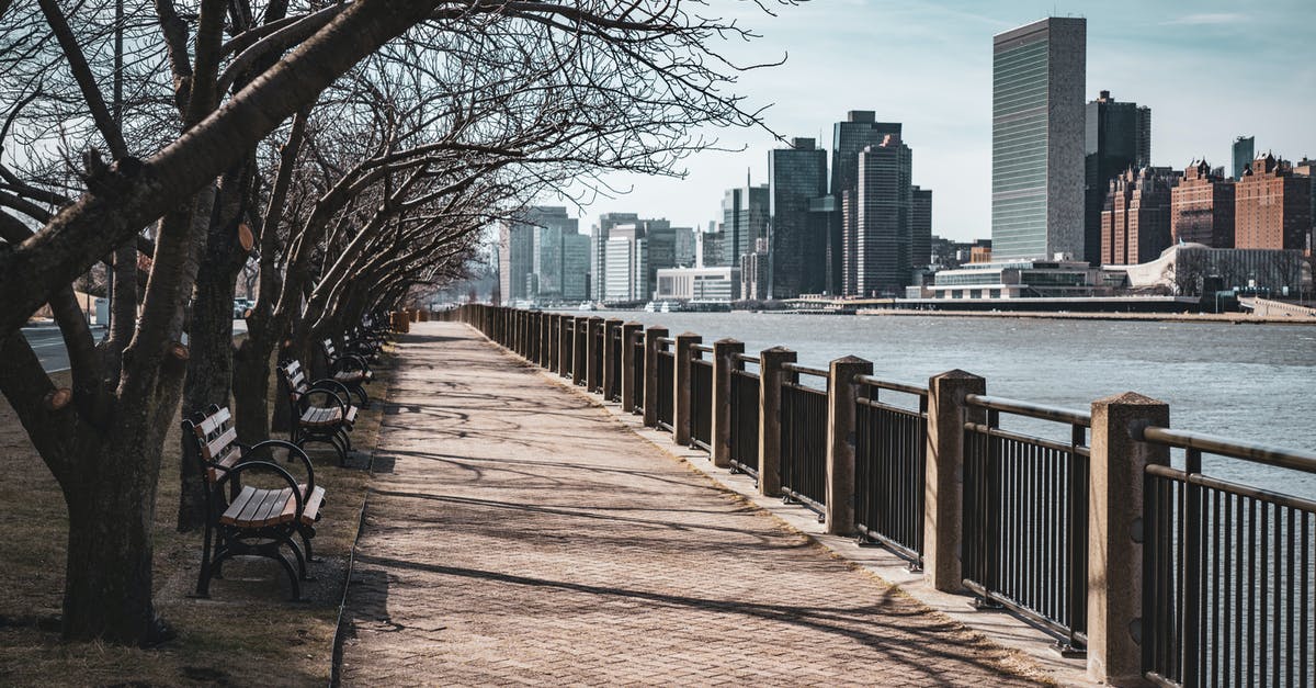 Can you walk across the Queensboro bridge to Roosevelt Island? - Roosevelt Island NYC