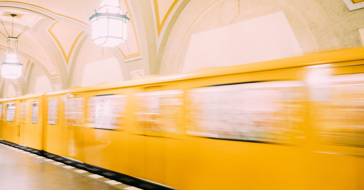 Changing at Berlin Zoologischer Garten station - Yellow Train