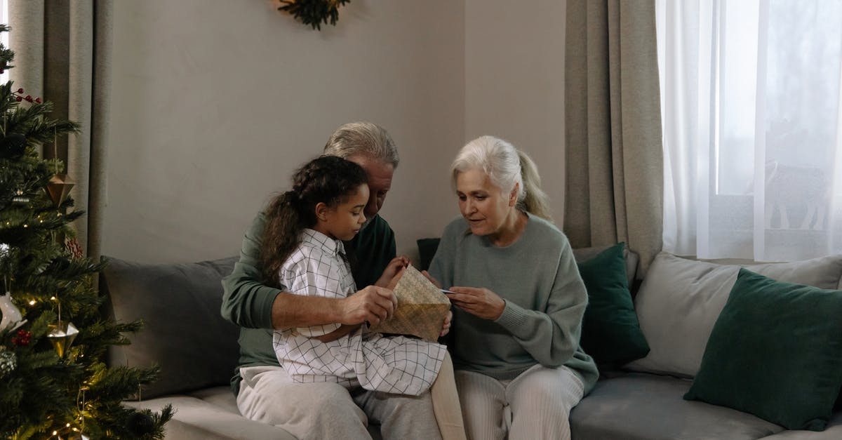 Child age for Virgin Atlantic flights - Little Girl with Her Grandparents