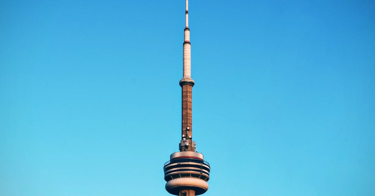 Clearing US custom at Toronto Pearson YYZ at 5am? - Cn Tower