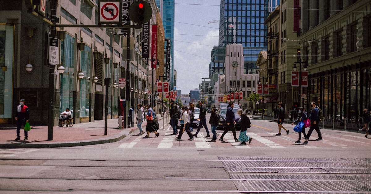 Computer geek tourist attractions in the San Francisco Bay Area & Silicon Valley? - People Walking on Pedestrian Lane