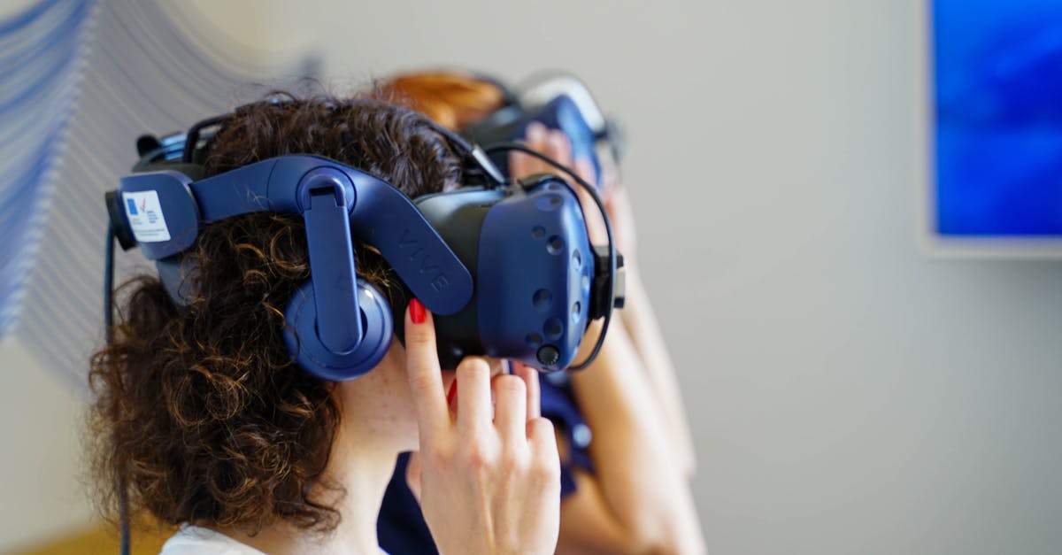 Dealing with nodding or shaking of head confusion - A Woman Wearing a Virtual Reality Headset
