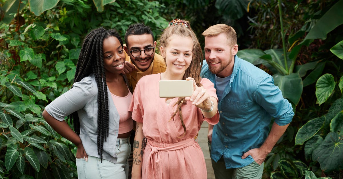 Four weeks in Italy, France, Switzerland, Ireland — 3 UK SIM best? - Photo of People Taking Selfie Four weeks in Italy, France, Switzerland, Ireland — 3 UK SIM best? - Photo of People Taking Selfie