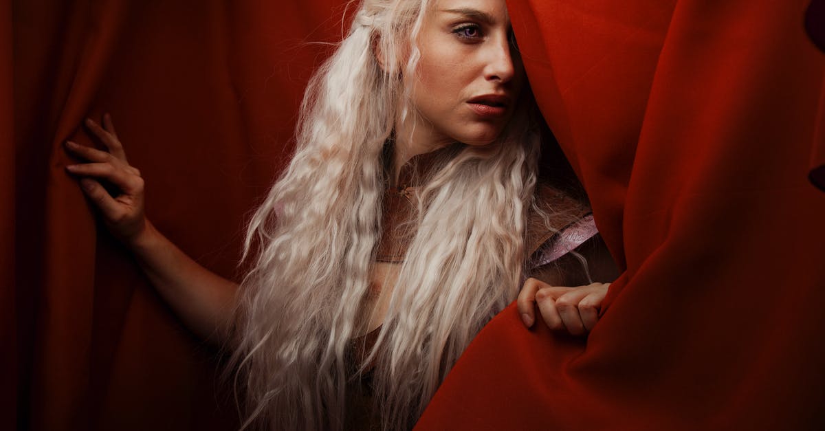 Game of Thrones in Dublin - Woman in White Fur Coat