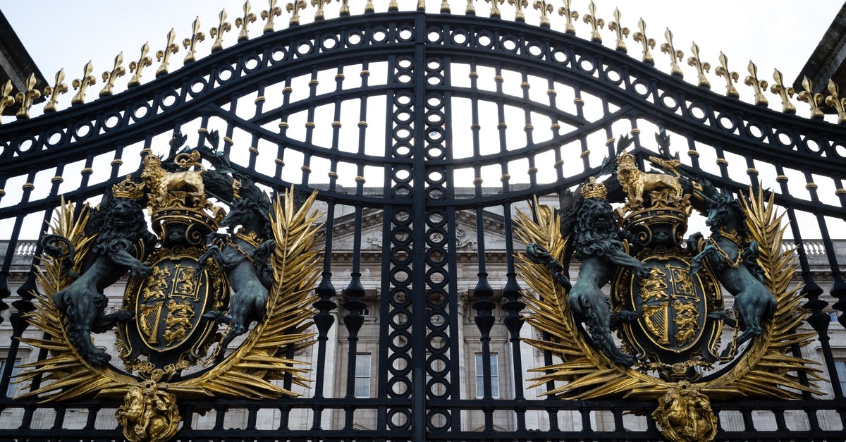 Going to Amsterdam via the UK when previously denied entry to UK - Close-Up of Gate of Buckingham Palace
