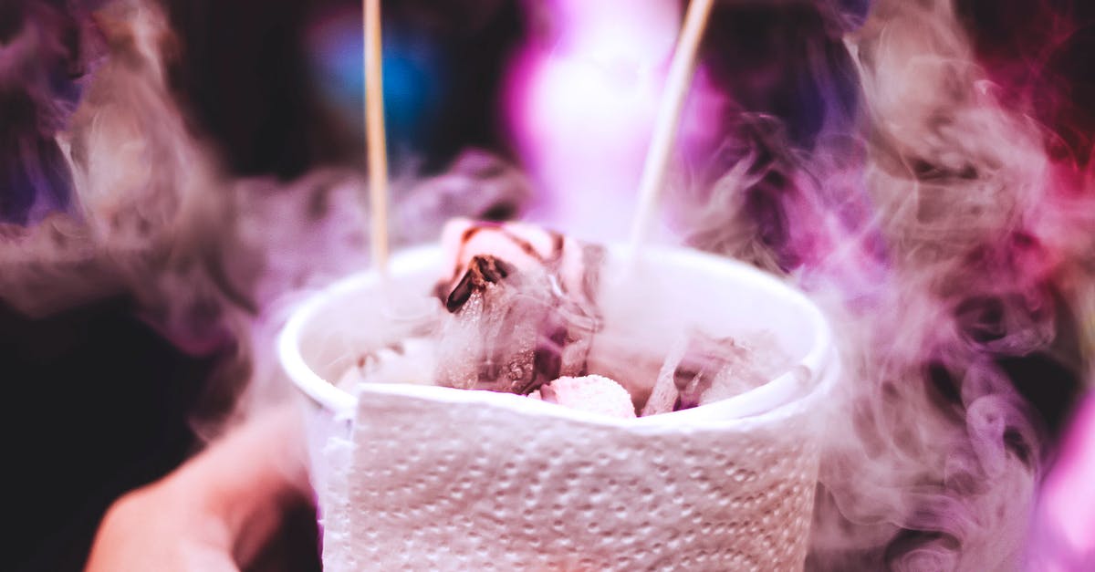 Hostel in Barcelona near Sonar festival night site [closed] - Cold Marshmallows in Cup