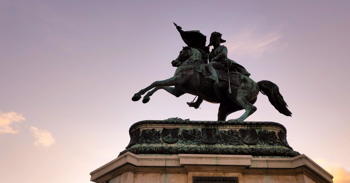 Hostels in Vienna - reservation and prepaid - Black Horse Statue Under Gray Sky