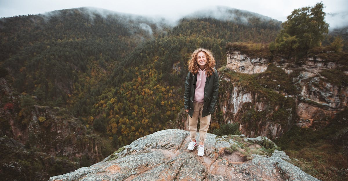 How can one obtain a tourist visa to Libya? - Woman on Top of Mountain