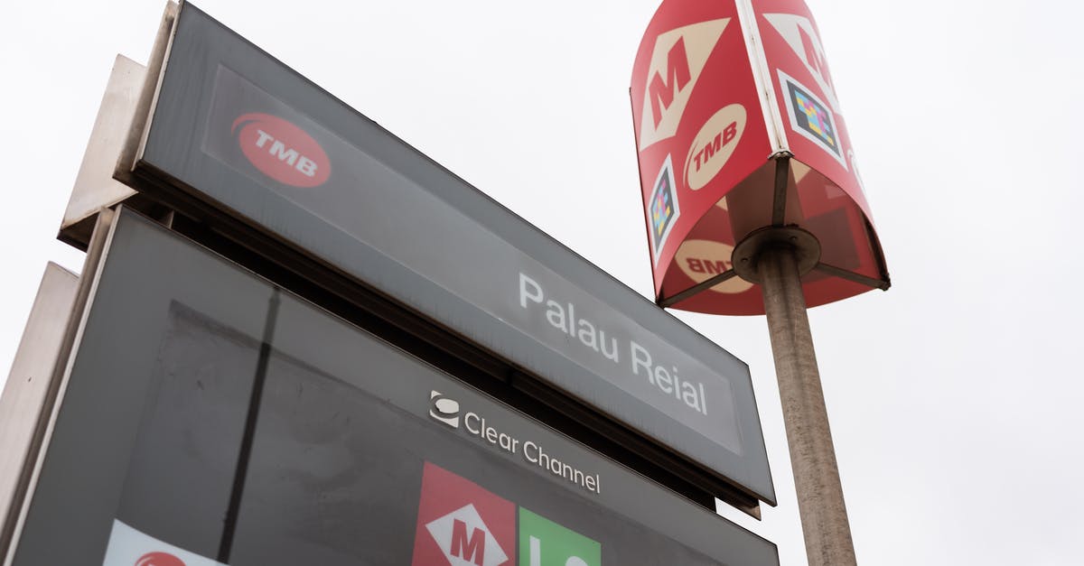 How can you navigate the metro and bus in Belarus on your smartphone? - Signboard with information near subway station