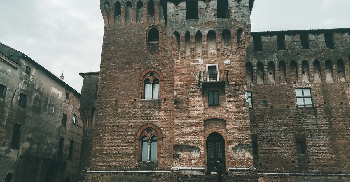 How to create a travel history - View of an Old Castle