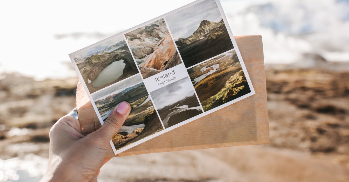 how to get a picture for a Navigo Découverte - Hand of a Person Holding a Postcard