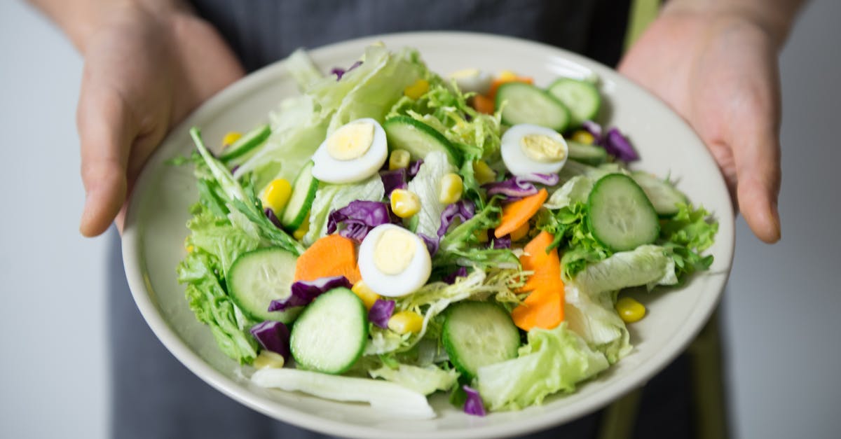 Inexpensive eating-out food in western Europe - Bowl of Vegetable Salad