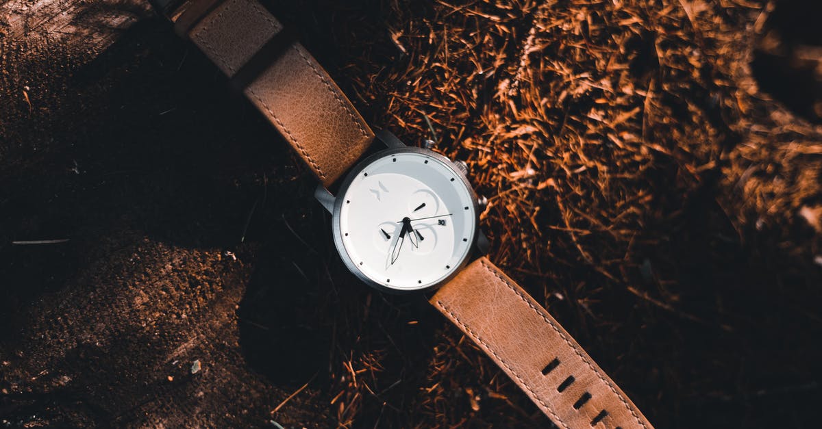 Is 40 minutes enough time to transfer at Newark (EWR)? [duplicate] - Black Leather Strap Silver Round Analog Watch