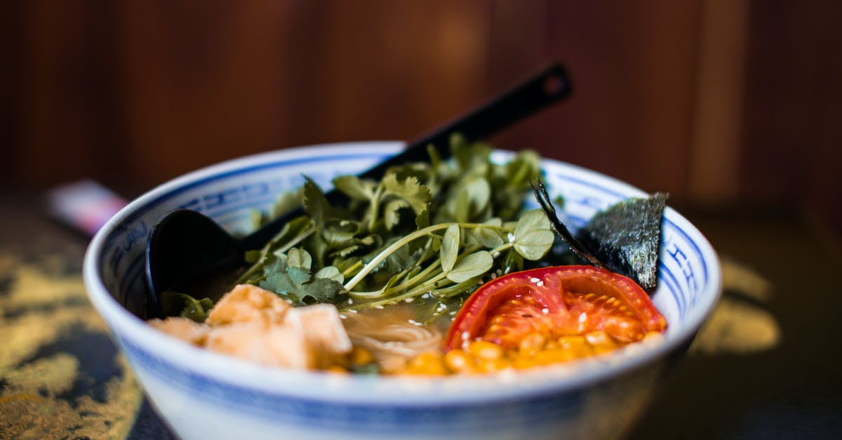 Is there a general clue on whether a flight serves meals? - White Ceramic Bowl With Soup