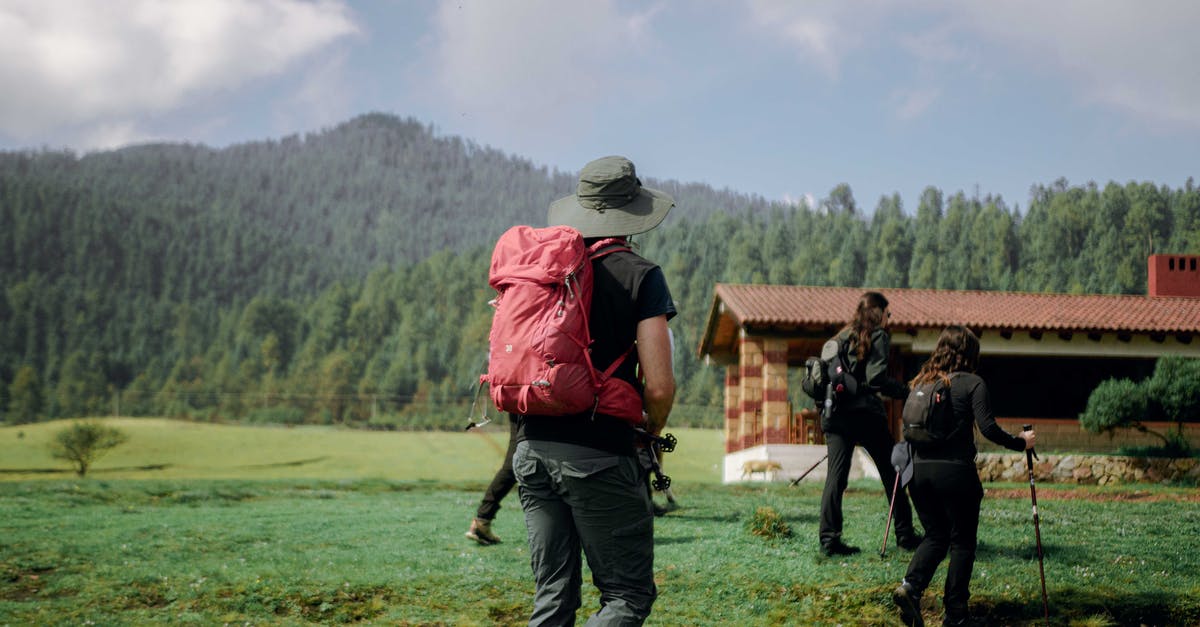 Is there a list of hiking shelters in Quebec? - 