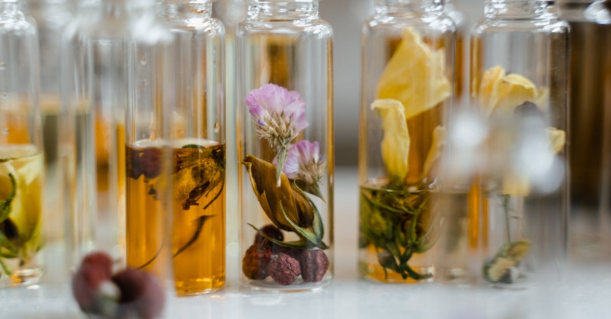 Is this a liquid? - Clear Glass Bottles With Yellow Liquid