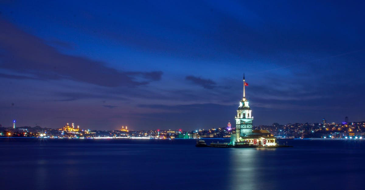 Istanbul - Bosphorus at night - Kızkulesi