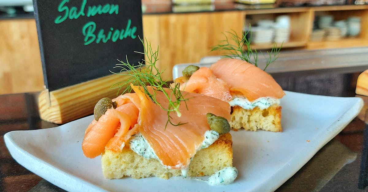 Kosher food on British Airways Buy on Board - Served snack with salmon in cafe