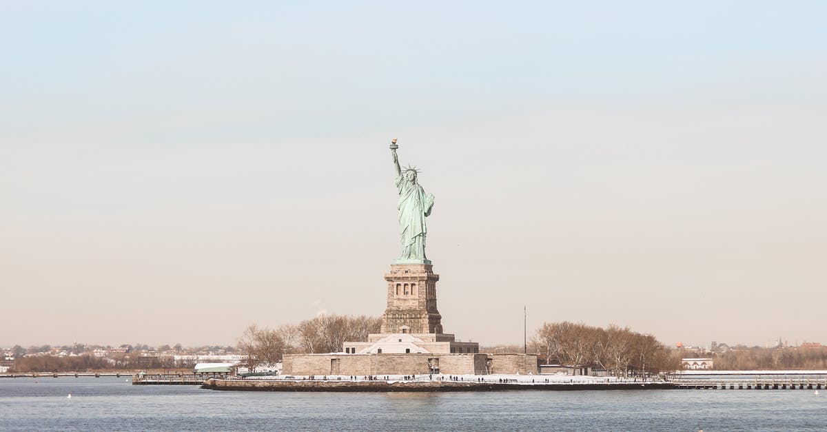 Layover in USA with B2 visa - Statue of Liberty in New York, USA