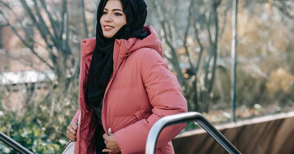 Metro areas with the biggest daytime bulge in population? [closed] - Young woman in city enjoying sunny day