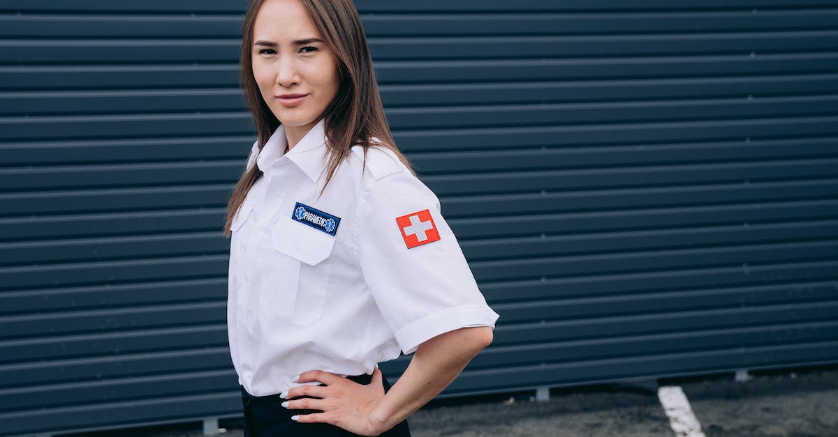 Mountain rescue and medical care in Georgia? - A Paramedic with Her Hand on Waist