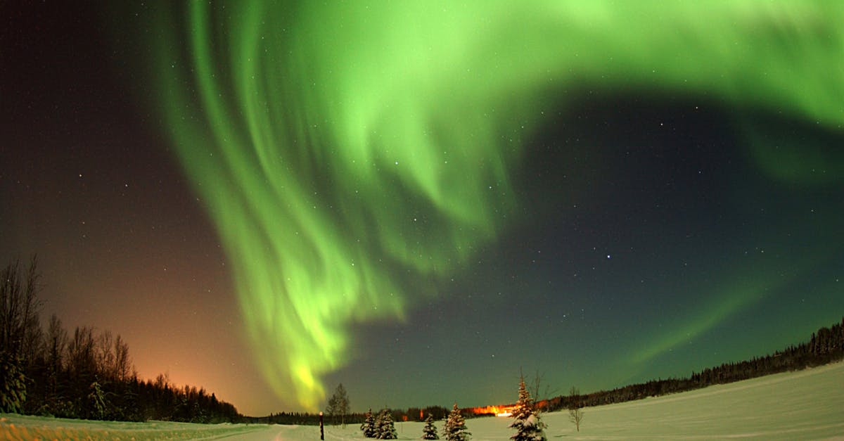 Northern Lights in Alaska [closed] - Milky Way at Night