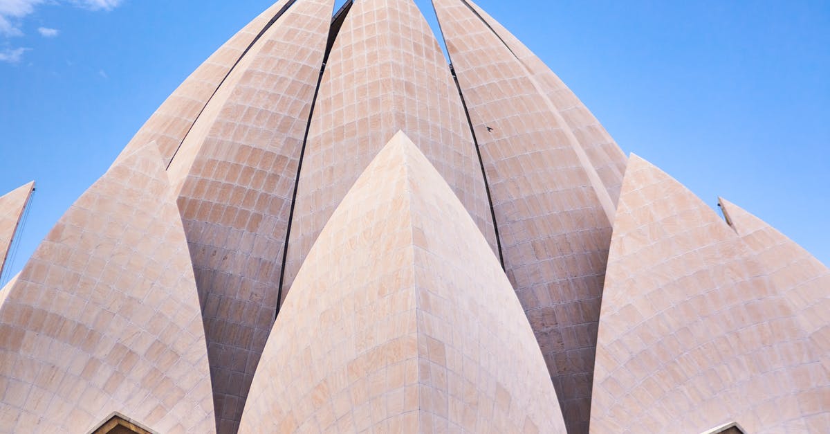 Options for overnight layover in Delhi - Brown Concrete Building Under Blue Sky