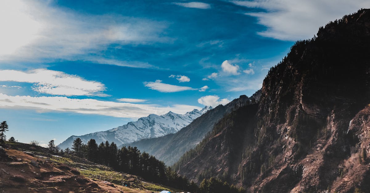 "Free Camping" in India - Landscape Photography of Mountains and Trees during Daylight