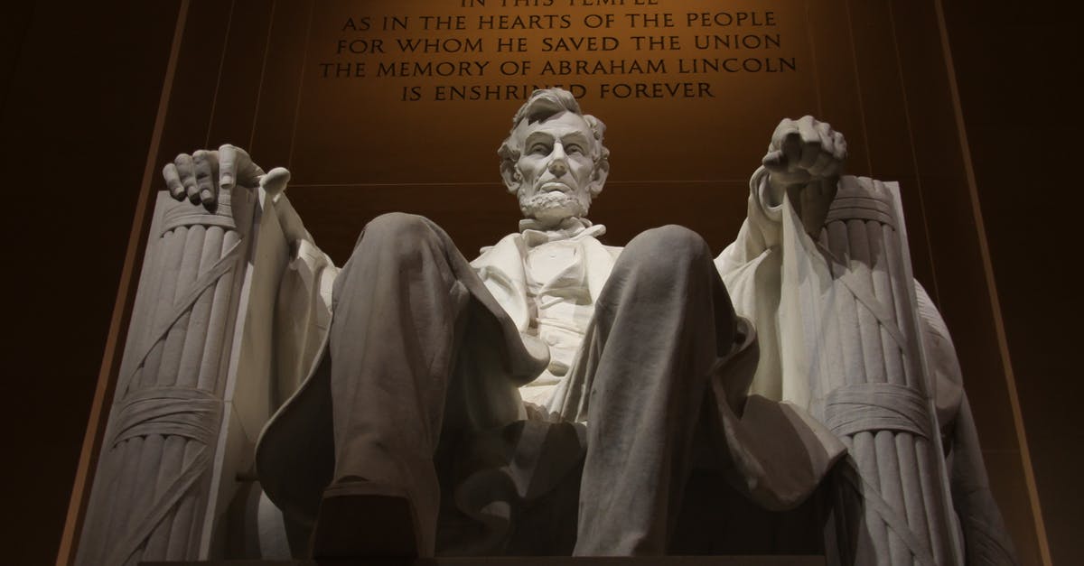 "World class" monuments to visit in April - Abraham Lincolcn Statue