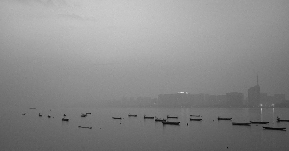 Salt Lake City driving in winter - Grayscale Photography of Ocean Near Buildings