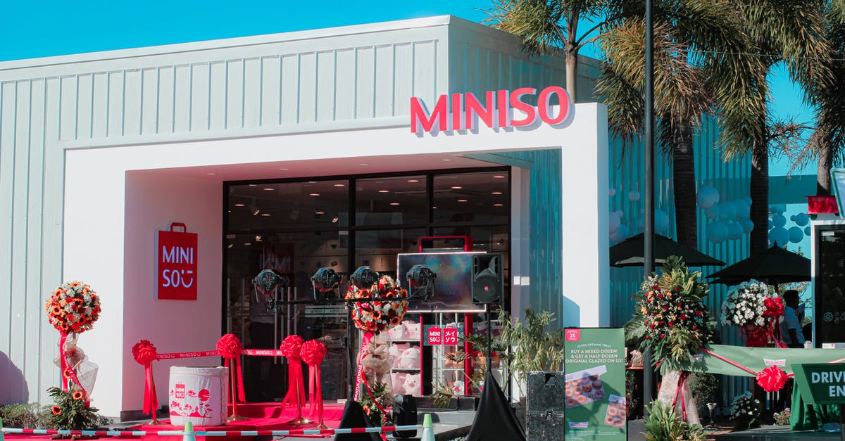 Shop opening hours in Russia - An Opening of a Miniso Shop