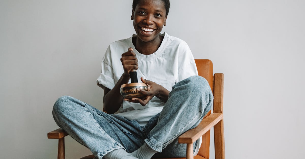 Short connections in Lomé - Free stock photo of adult, casual, chair