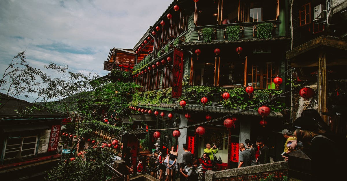 Taiwan proof of funds for Filipino visa exempt tourist - Photo of People in the Temple