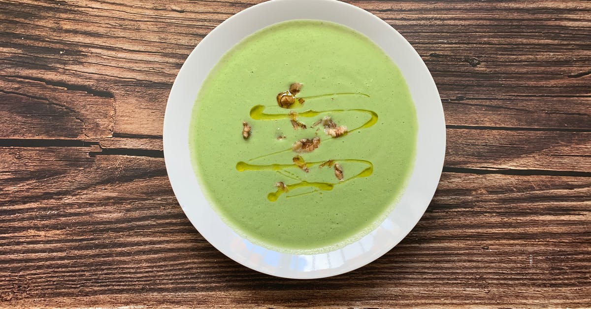 Taking olive oil from Turkey to Germany in check-in luggage? - Delicious broccoli cream soup served in bowl