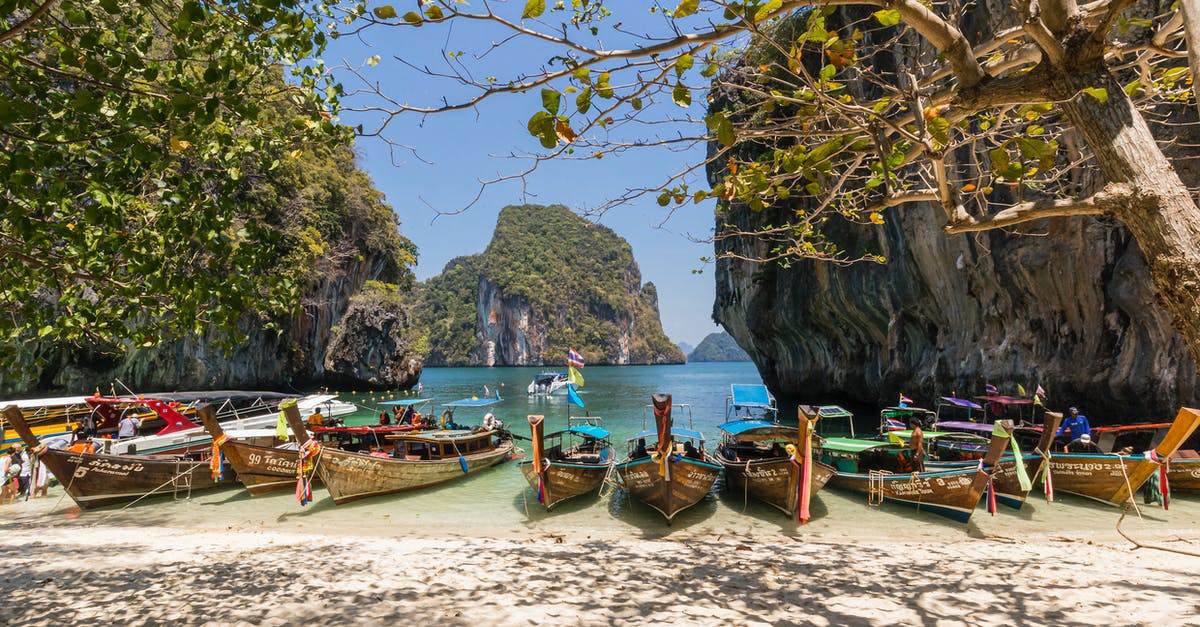 Thailand customs and round-trip to Hong Kong - Boats on Seashore