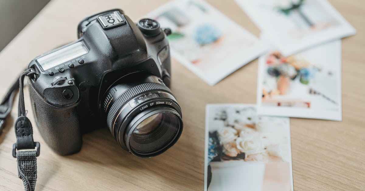 Tool to capture all my travels? - Photo camera with printed photos