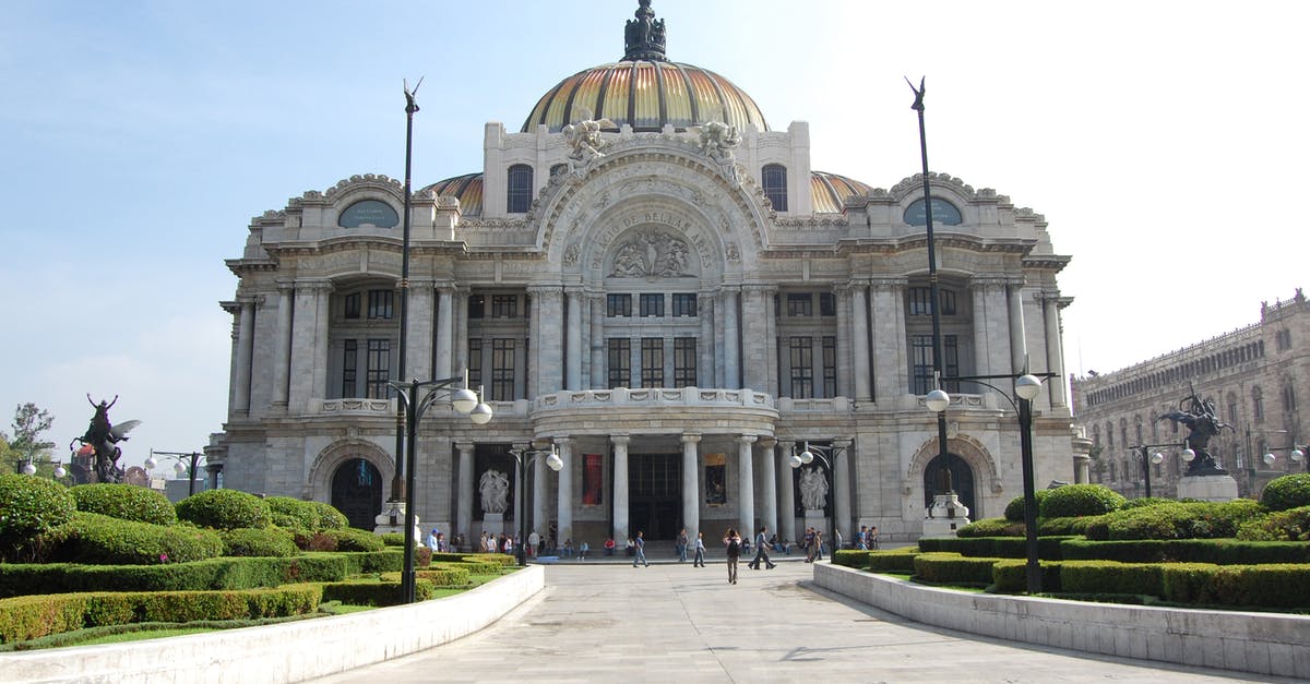 Topkapi Palace Tickets - People Walking in Front of the Palacio De Bellas Artes