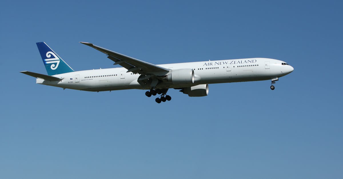 Transferring flights at LAX from United to New Zealand Air - Photo of Air New Zealand in Flight