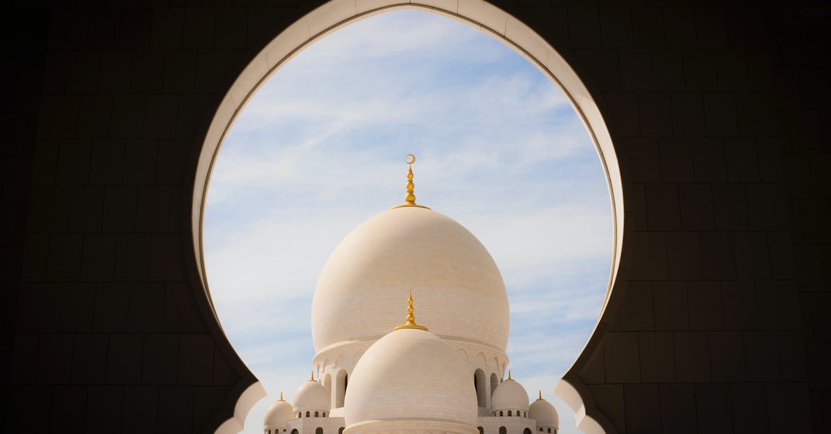 Transit Visa in Abu Dhabi - Photo Of Sheikh Zayed Grand Mosque Center During Daytime 